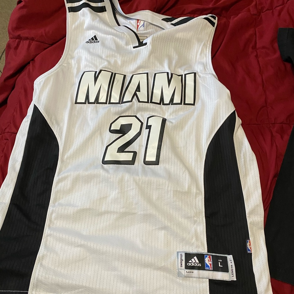 Hassan Whiteside Heat Jersey